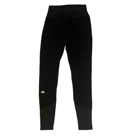 ALO Yoga Pants - Alo Black Legging
